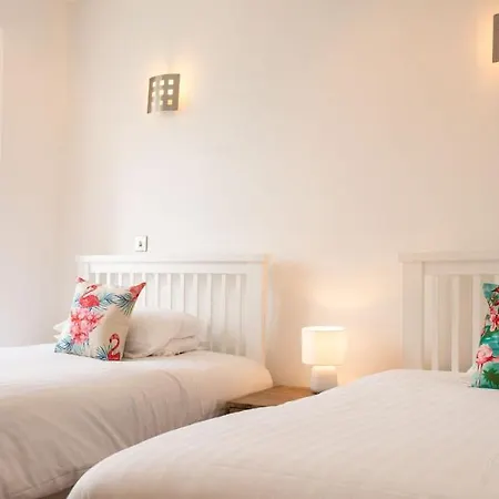 Apartment Penthouse Pad Scarborough