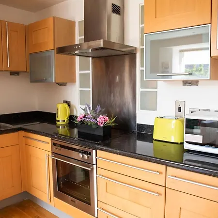 Penthouse Pad Apartamento Scarborough